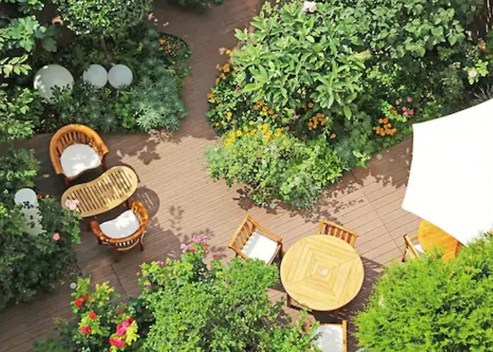 AlhambraHotel Parijs